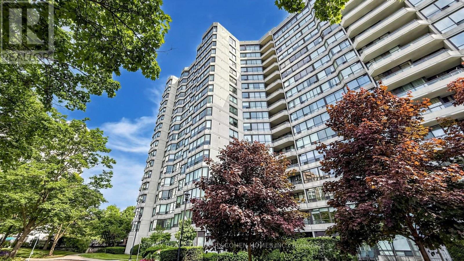 802 - 1121 Steeles Avenue W, Toronto, Ontario  M2R 2W7 - Photo 2 - C13661288