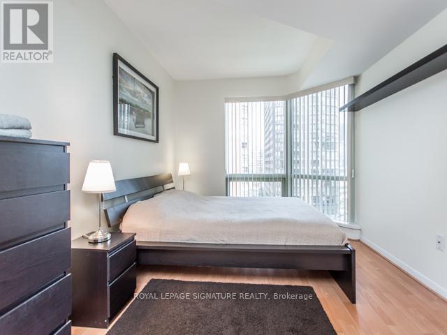1007 - 1001 Bay Street, Toronto, Ontario  M5S 3A6 - Photo 17 - C13661302