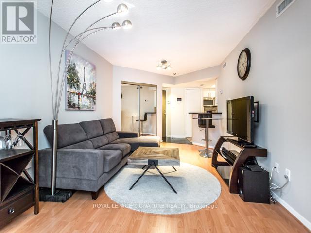 1007 - 1001 Bay Street, Toronto, Ontario  M5S 3A6 - Photo 4 - C13661302
