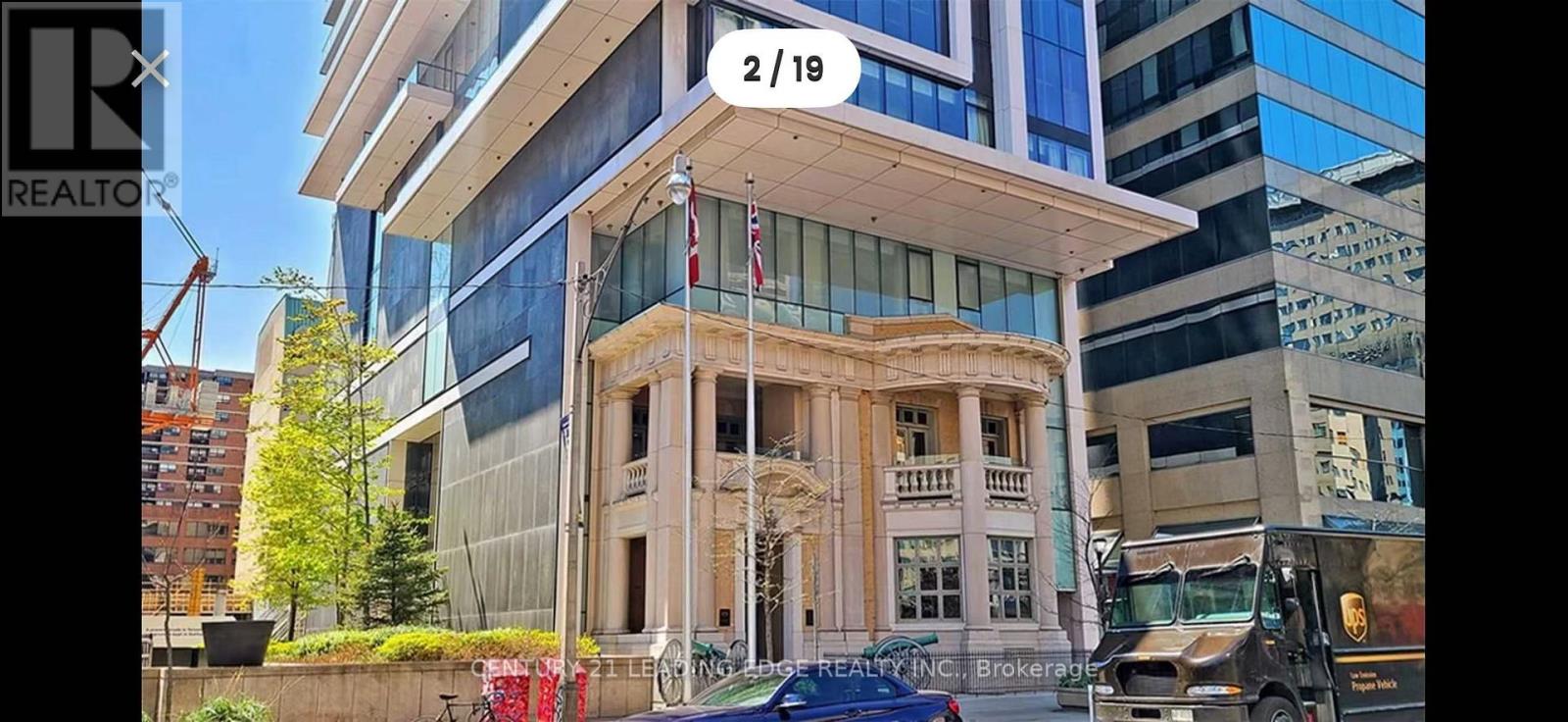 3205 - 426 University Avenue, Toronto, Ontario  M5G 1S9 - Photo 2 - C13661304