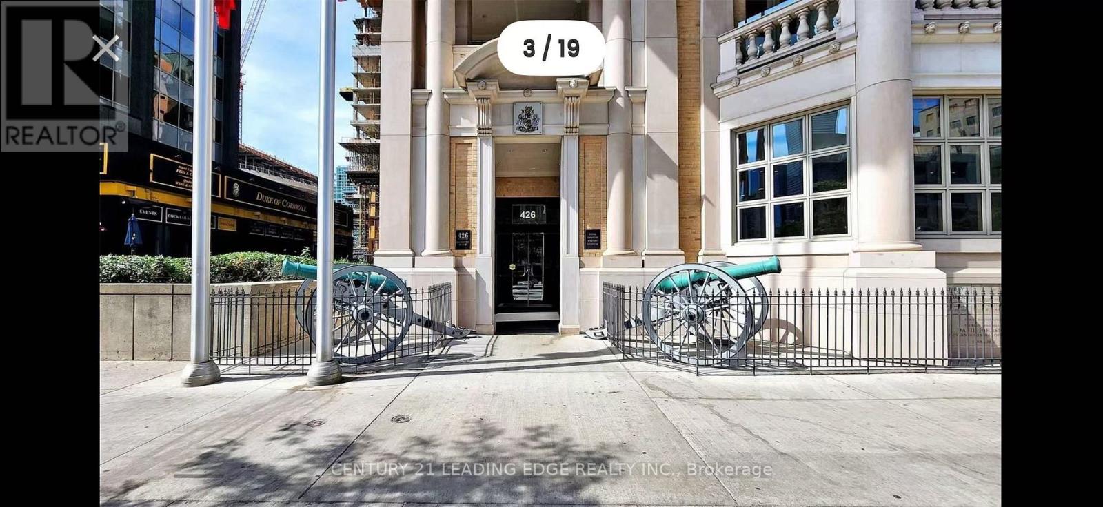 3205 - 426 University Avenue, Toronto, Ontario  M5G 1S9 - Photo 3 - C13661304