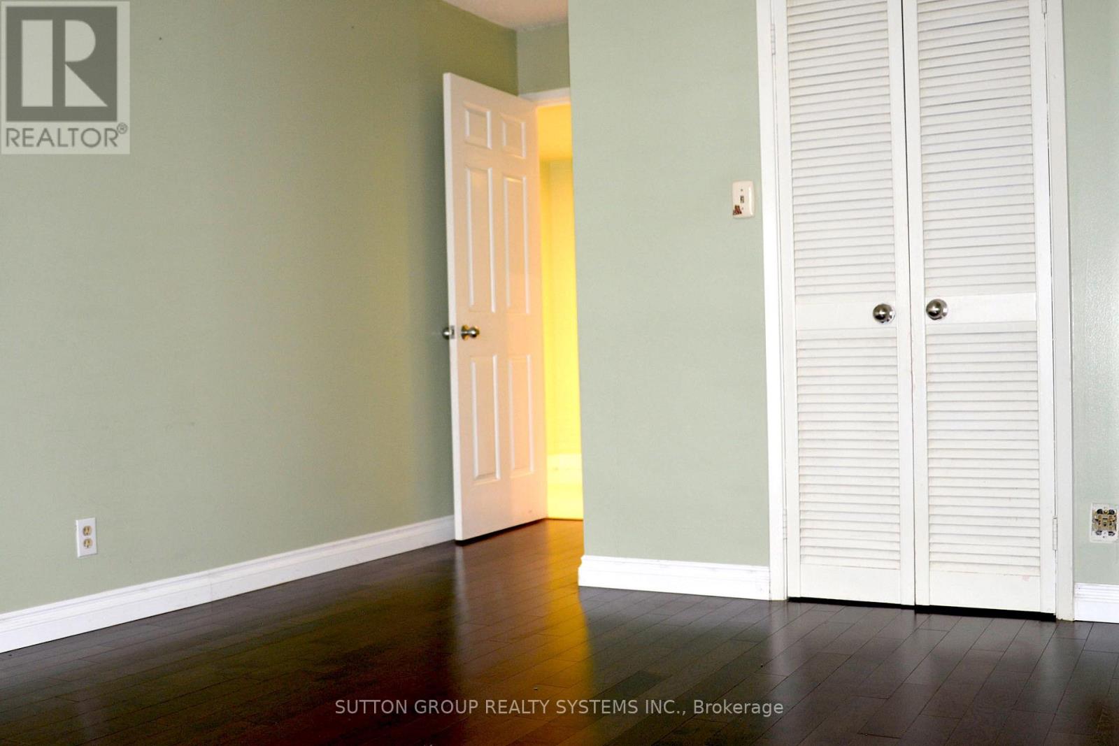 1809 - 717 Bay Street, Toronto, Ontario  M5G 2J9 - Photo 11 - C13661396