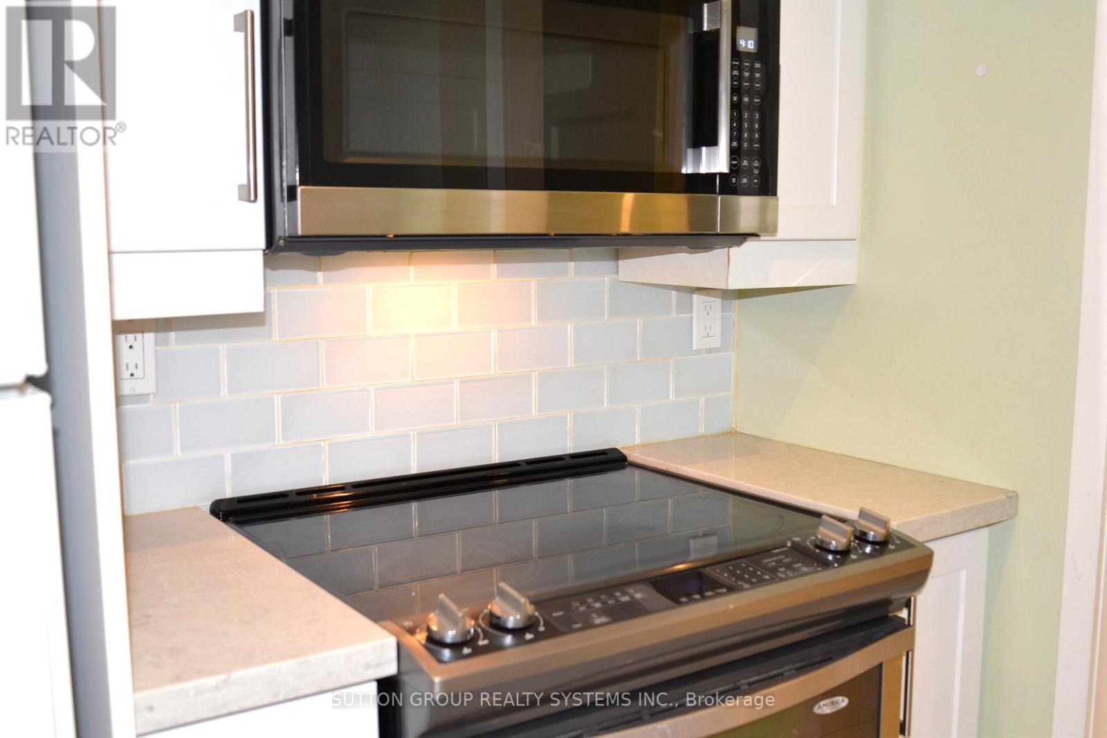 1809 - 717 Bay Street, Toronto, Ontario  M5G 2J9 - Photo 8 - C13661396
