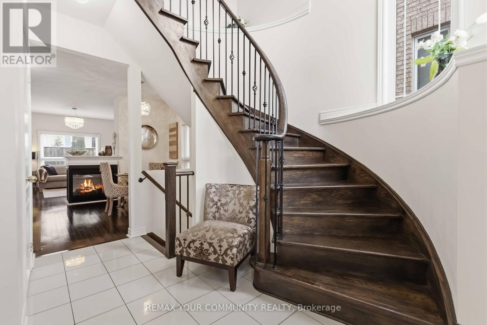 28 Cater Avenue, Ajax, Ontario  L1Z 0G1 - Photo 7 - E13661074
