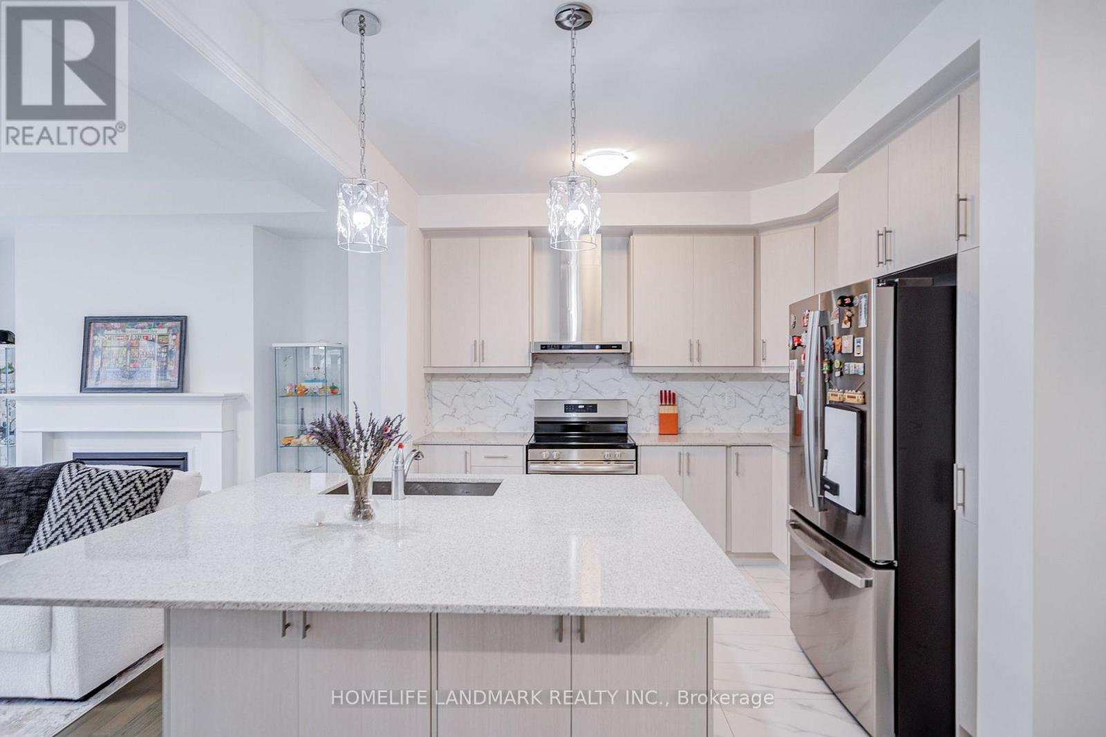 1857 Weeping Willow Lane, Pickering, Ontario  L1Y 0B5 - Photo 13 - E13661286