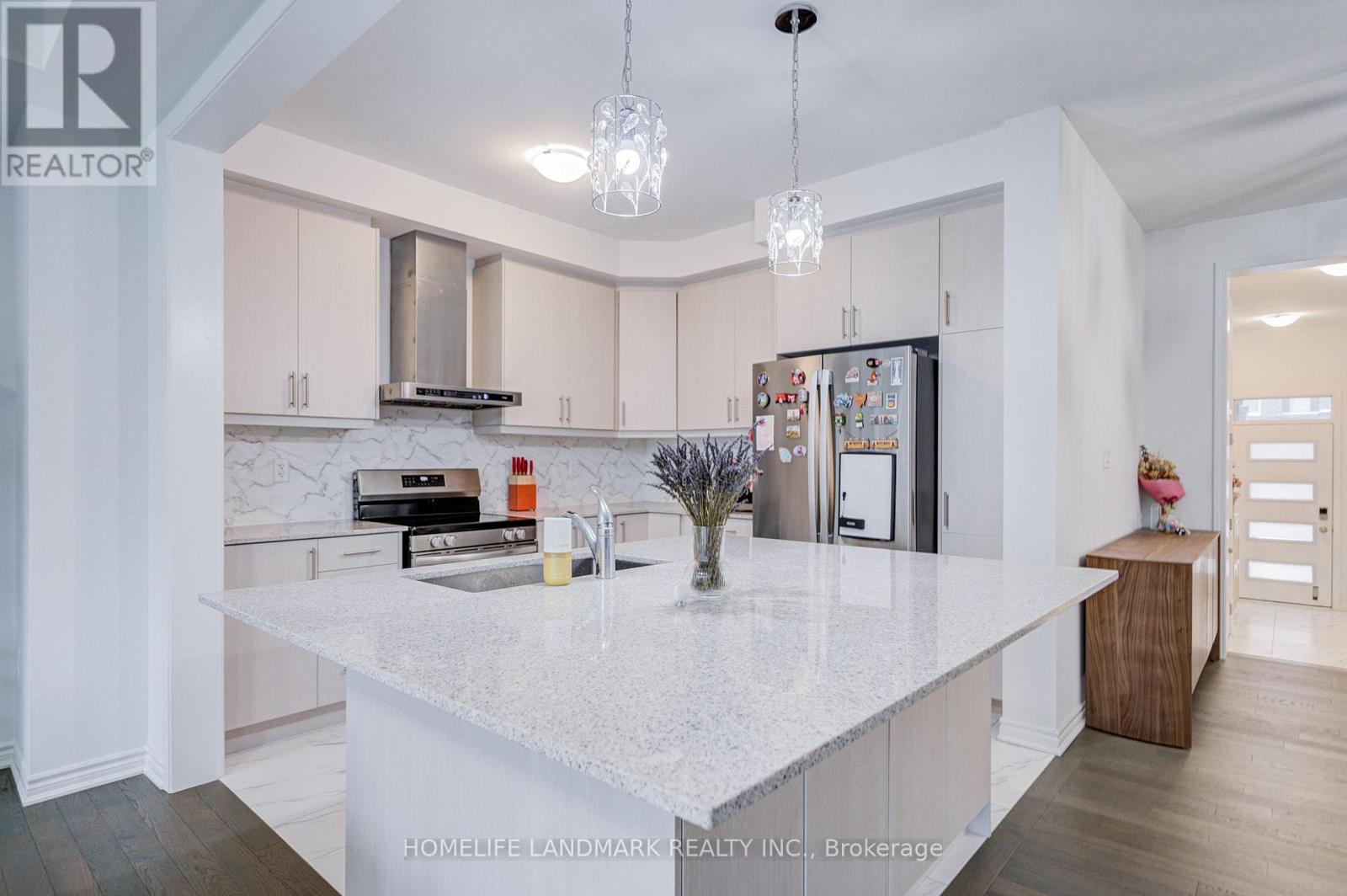 1857 Weeping Willow Lane, Pickering, Ontario  L1Y 0B5 - Photo 14 - E13661286