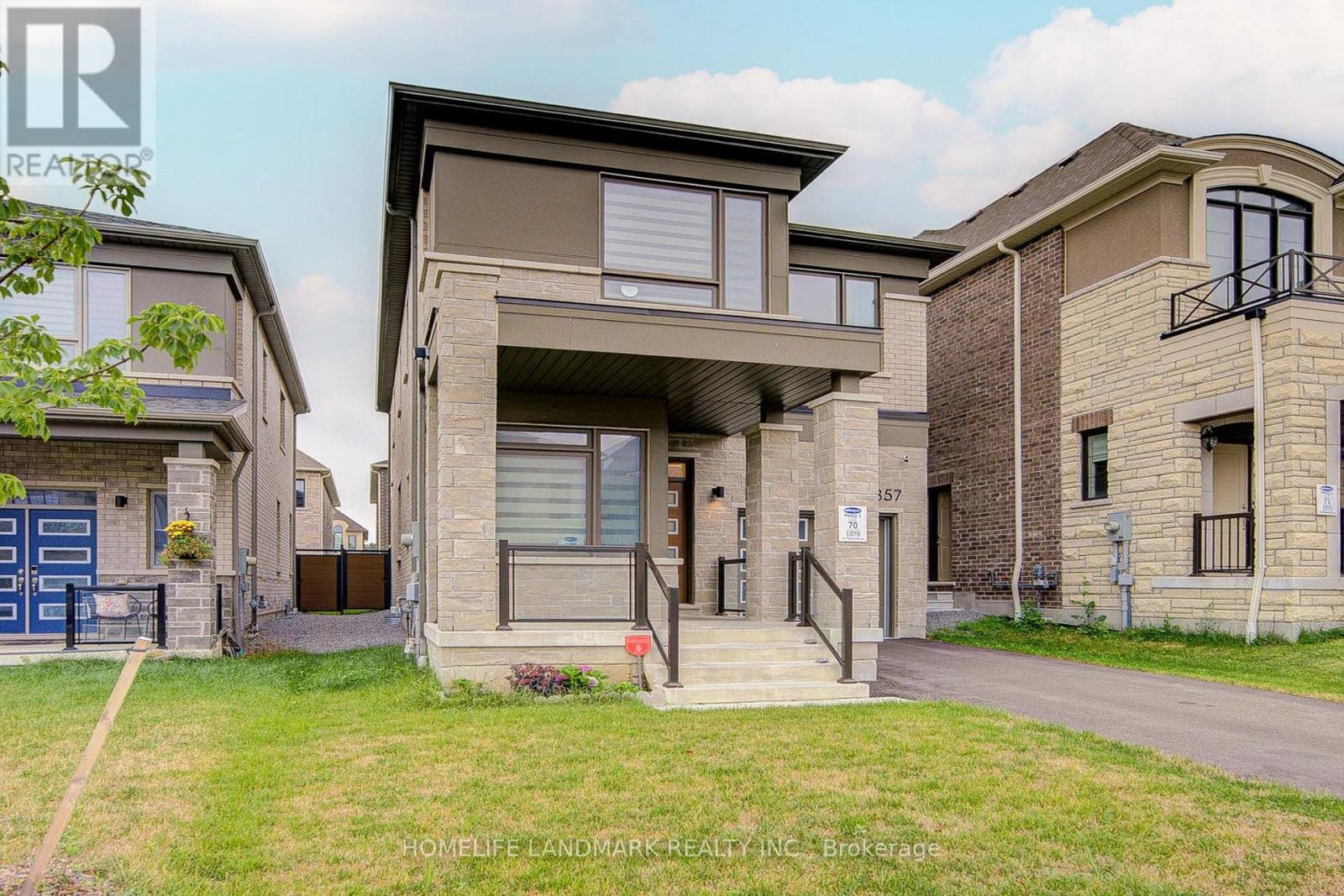 1857 Weeping Willow Lane, Pickering, Ontario  L1Y 0B5 - Photo 2 - E13661286