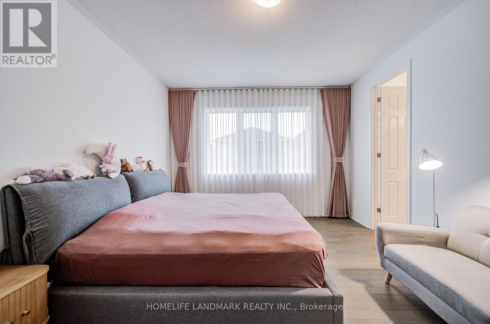 1857 Weeping Willow Lane, Pickering, Ontario  L1Y 0B5 - Photo 29 - E13661286