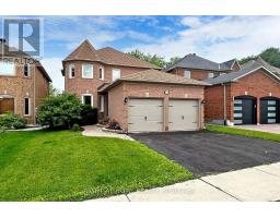64 LARRATT LANE, Richmond Hill, Ontario