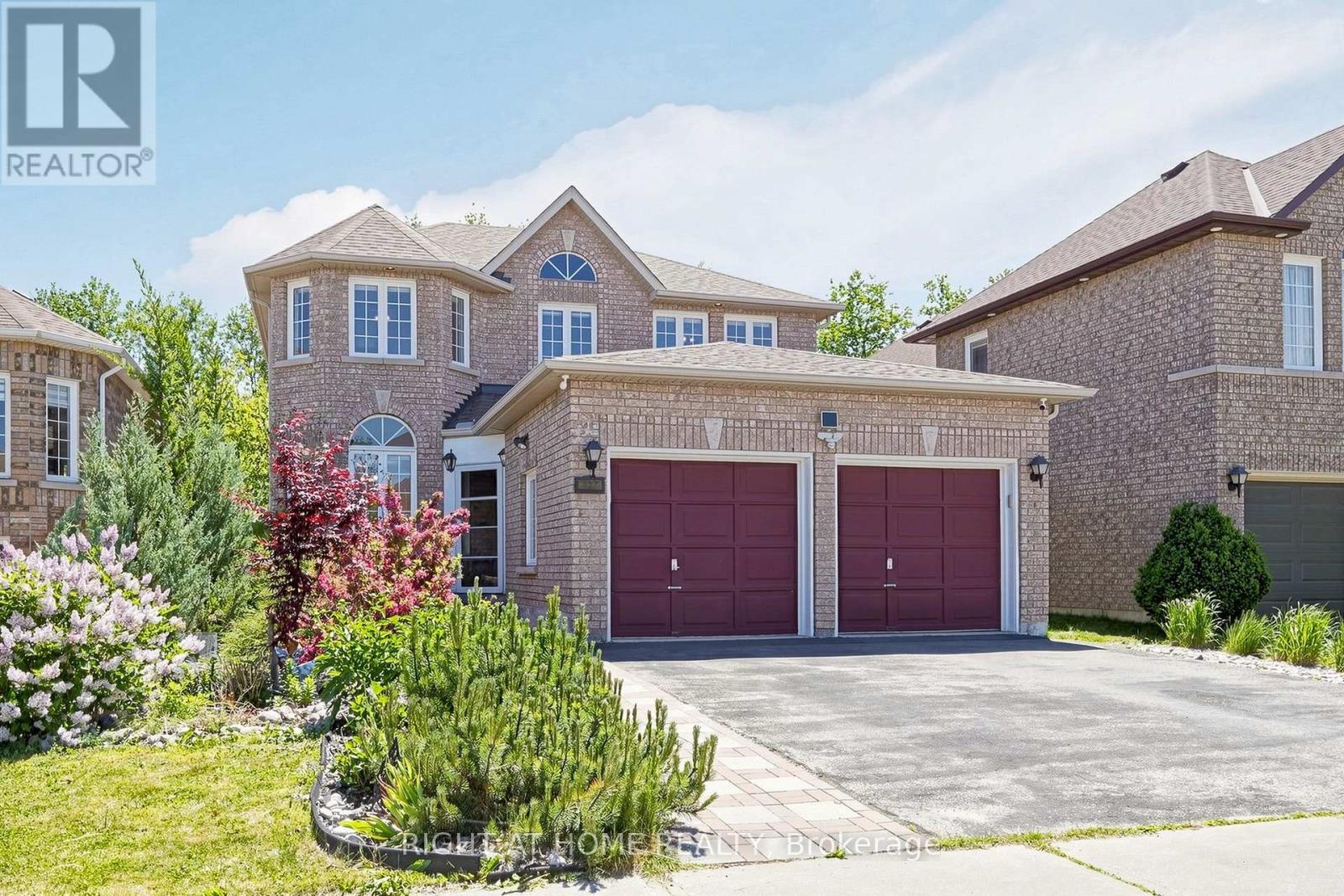 127 Humberland Drive, Richmond Hill, Ontario  L4E 3Y7 - Photo 1 - N13661282