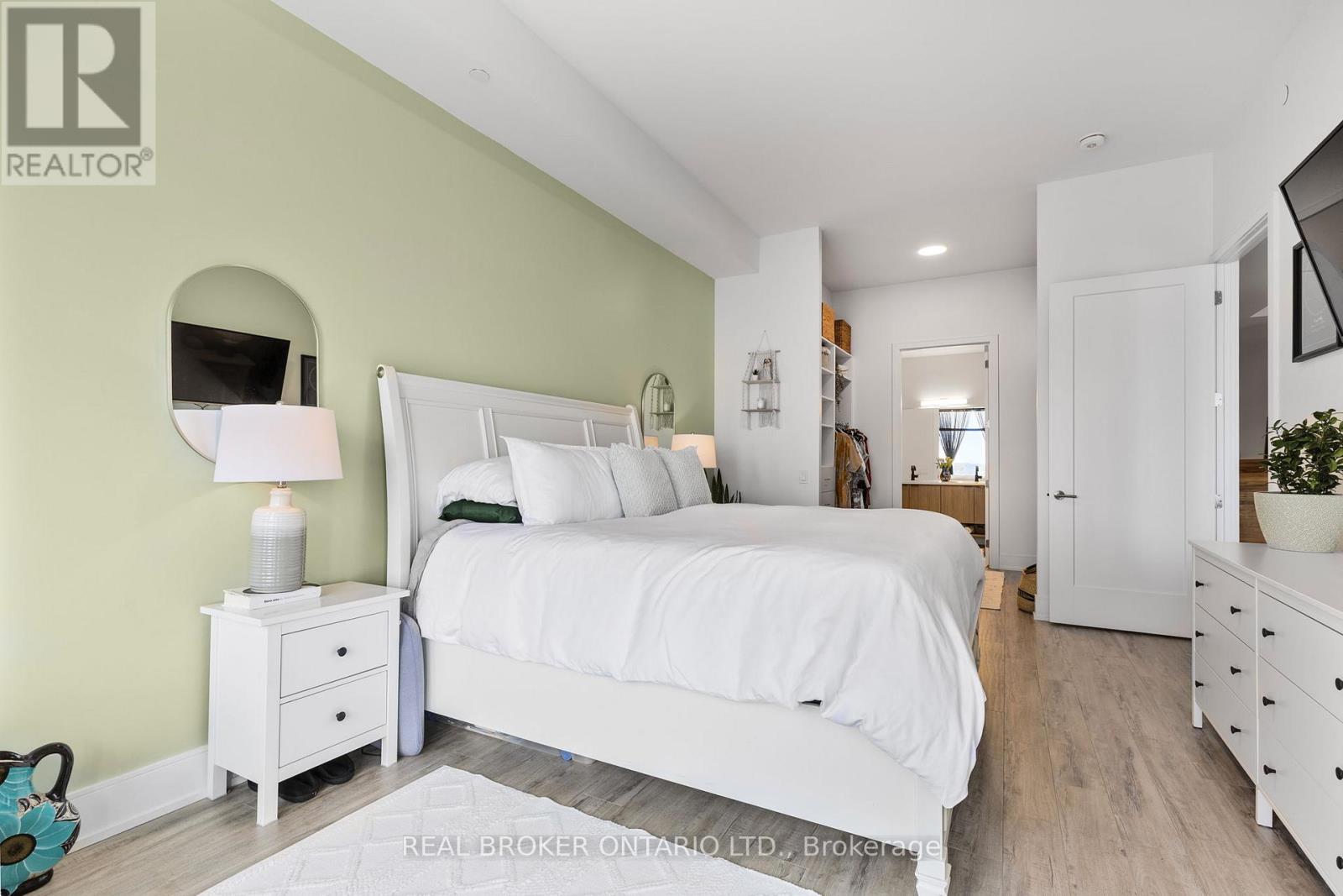 Ph 3 - 185 Dunlop Street E, Barrie (Lakeshore), Ontario  L4M 0L7 - Photo 20 - S13661260