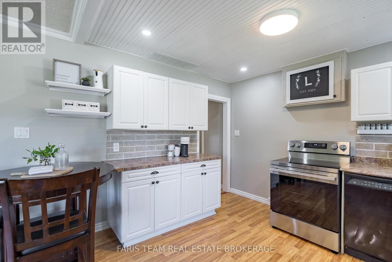 2721 Cumberland Road, Severn, Ontario  L3V 6H3 - Photo 5 - S13661310