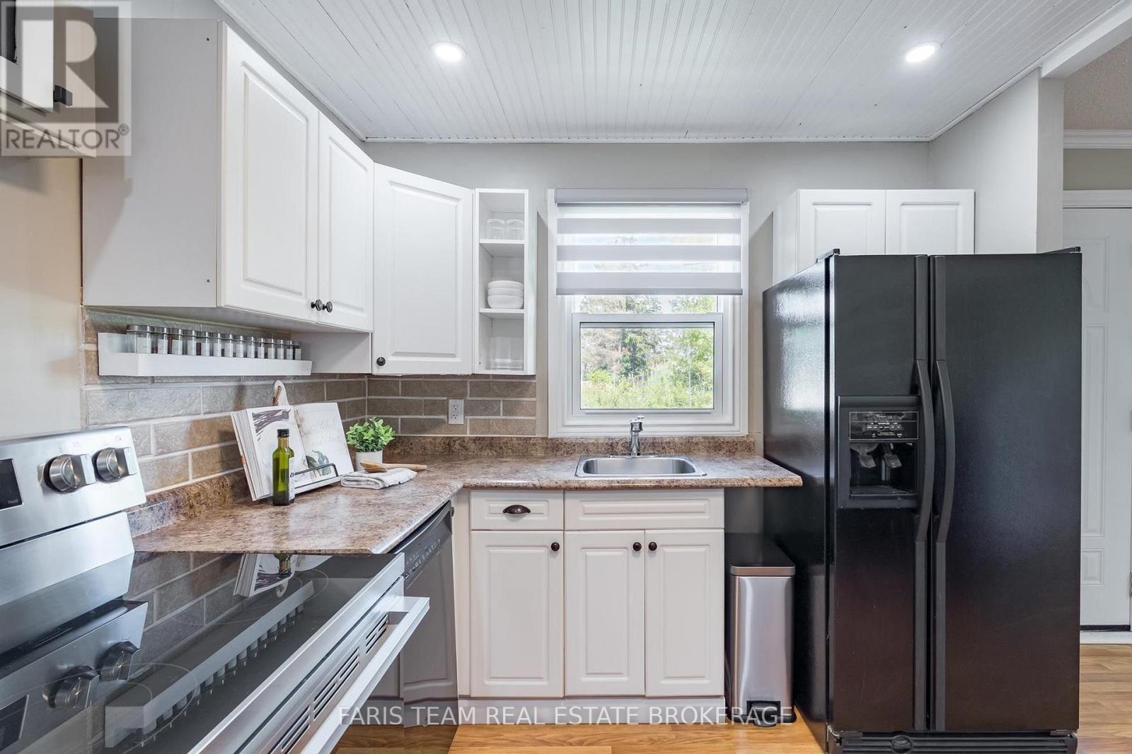 2721 Cumberland Road, Severn, Ontario  L3V 6H3 - Photo 6 - S13661310
