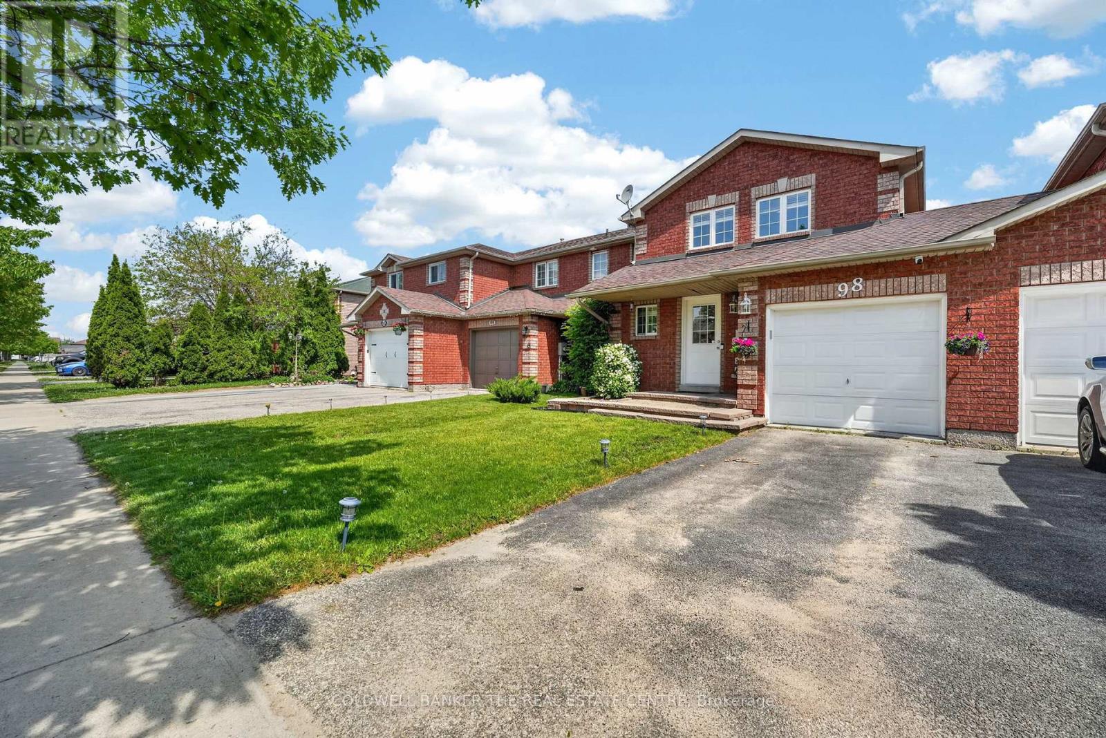98 Cheltenham Road, Barrie, Ontario  L4M 6S7 - Photo 1 - S13661404