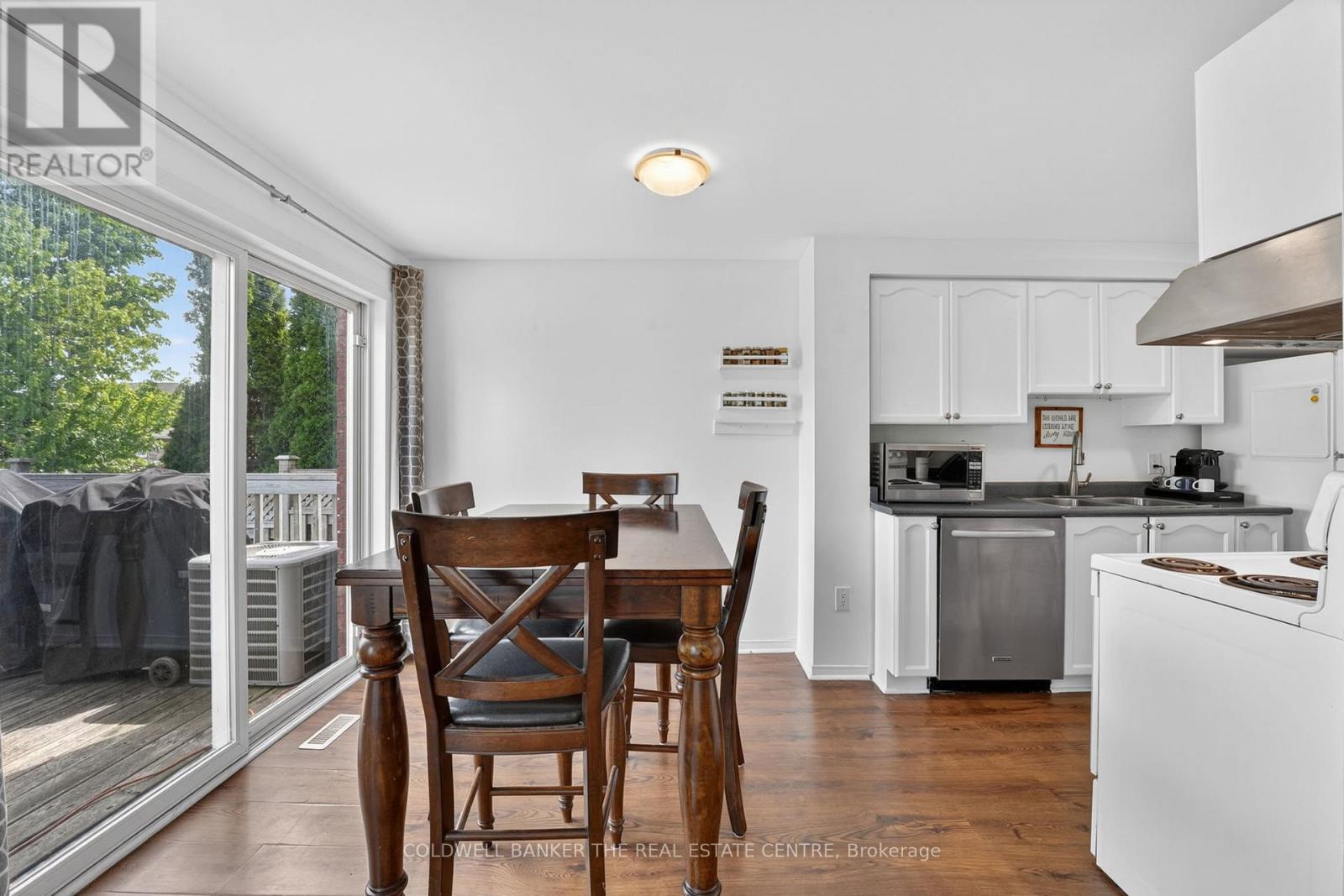 98 Cheltenham Road, Barrie, Ontario  L4M 6S7 - Photo 13 - S13661404