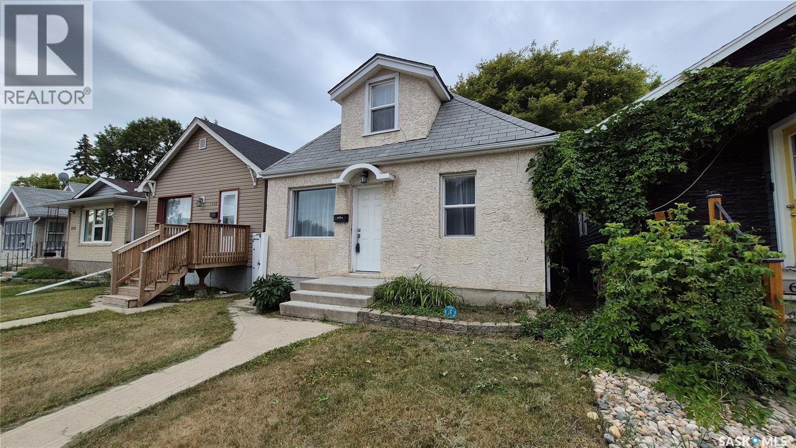 2164 Reynolds Street, Regina, Saskatchewan  S4N 3N1 - Photo 3 - SK045105