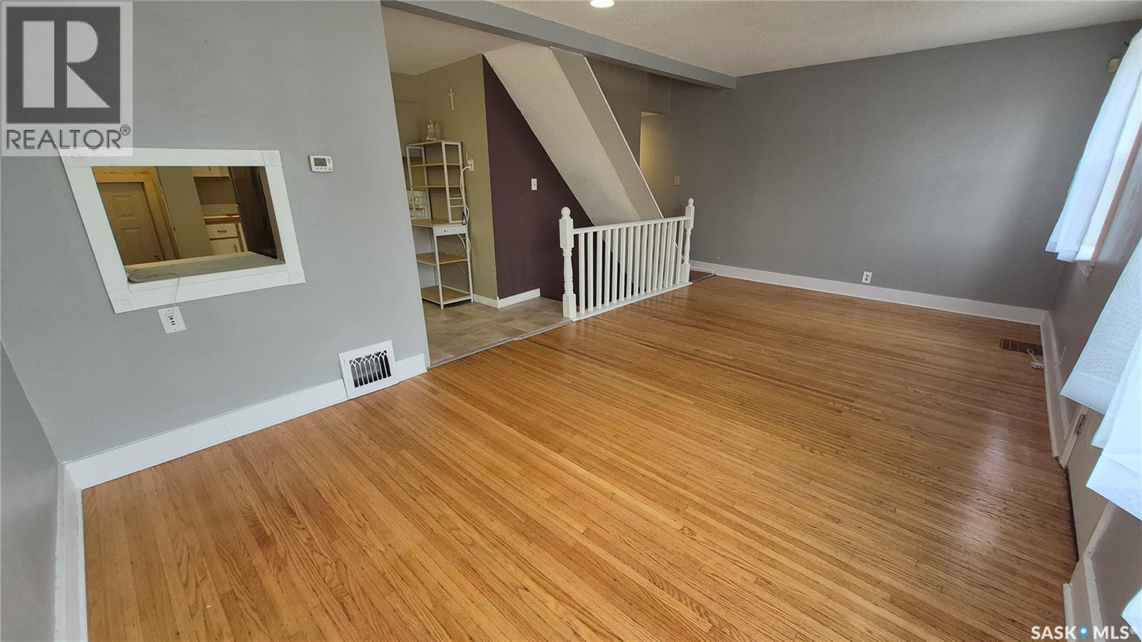 2164 Reynolds Street, Regina, Saskatchewan  S4N 3N1 - Photo 5 - SK045105
