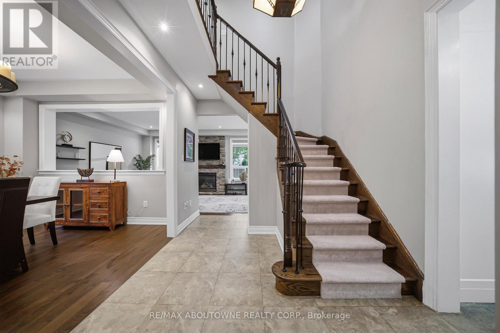 3408 Hideaway Place, Mississauga, Ontario  L5M 0A7 - Photo 11 - W13661082