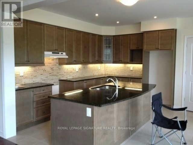 Upper - 53 Victoriaville Road, Brampton, Ontario  L6X 5J3 - Photo 3 - W13661088