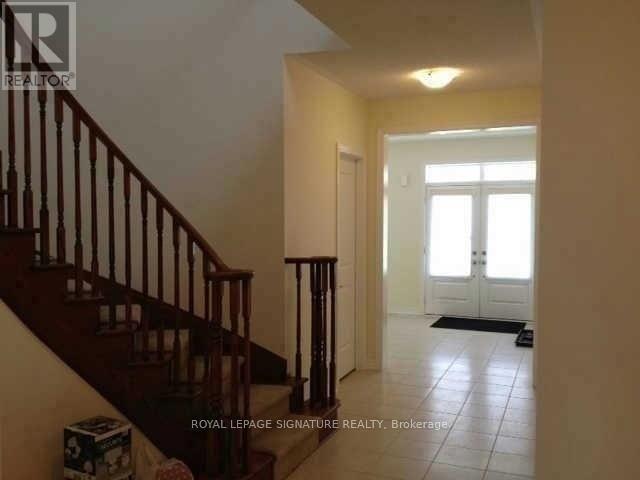 Upper - 53 Victoriaville Road, Brampton, Ontario  L6X 5J3 - Photo 5 - W13661088