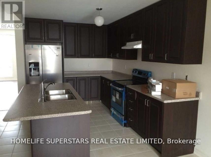 1 - 147 Inspire Boulevard, Brampton, Ontario  L6R 3X9 - Photo 2 - W13661134