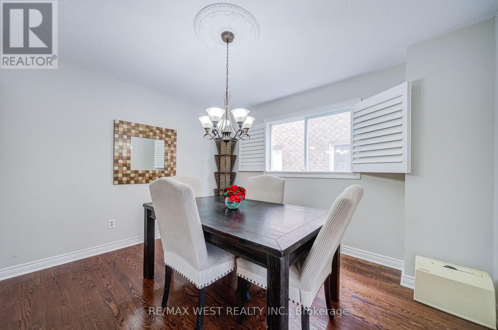 8 Ballycastle Crescent, Brampton, Ontario  L6Z 2V5 - Photo 13 - W13661204