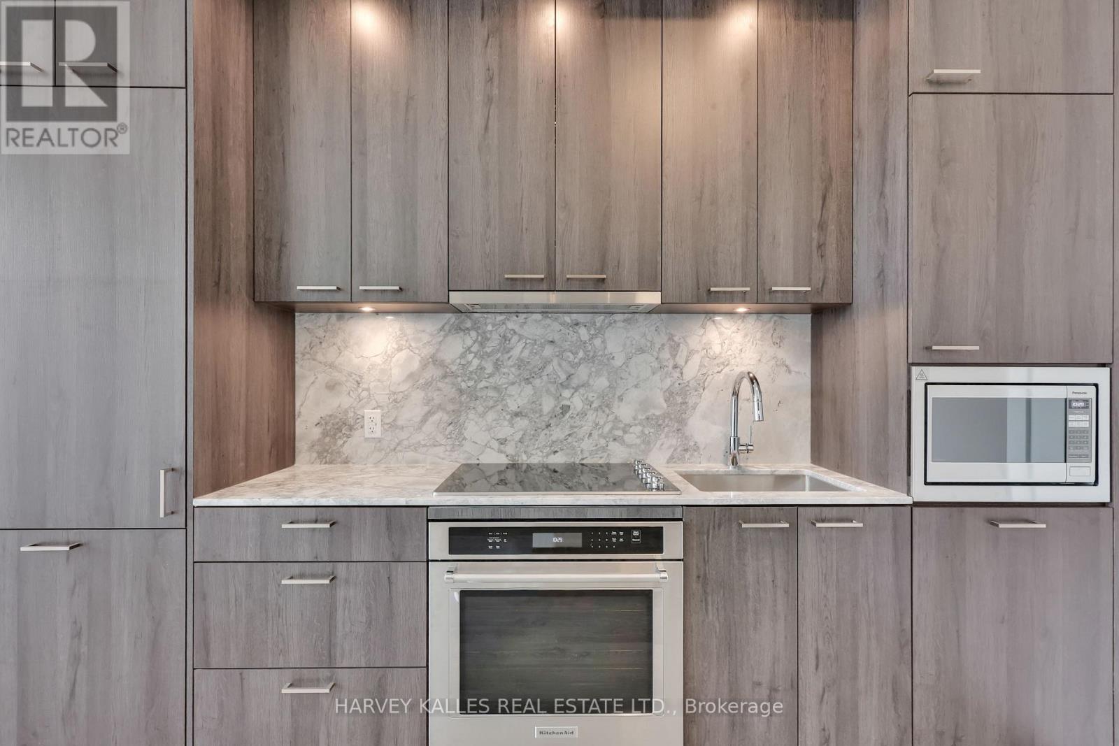 Ph2 - 858 Dupont Street, Toronto, Ontario  M6C 0C1 - Photo 6 - W13661210