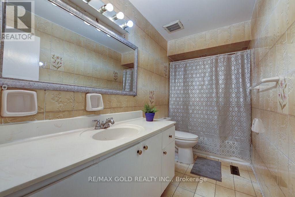 22 Kittiwake Avenue, Toronto, Ontario  M9V 4P6 - Photo 24 - W13661222