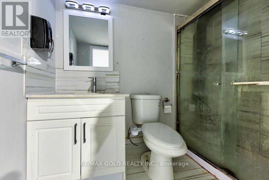 22 Kittiwake Avenue, Toronto, Ontario  M9V 4P6 - Photo 25 - W13661222