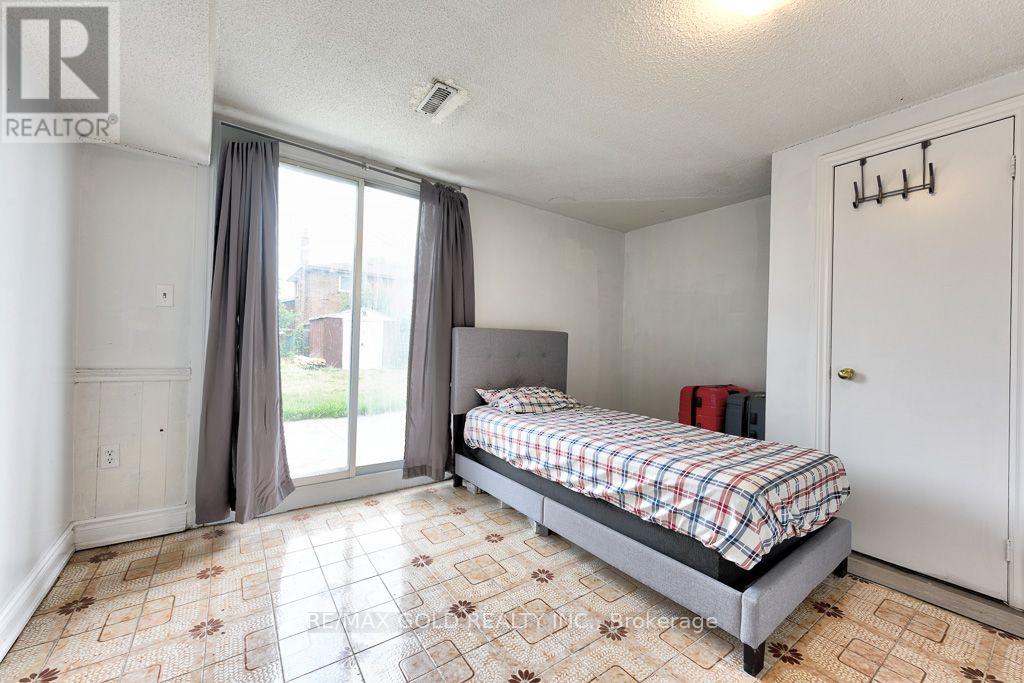 22 Kittiwake Avenue, Toronto, Ontario  M9V 4P6 - Photo 28 - W13661222