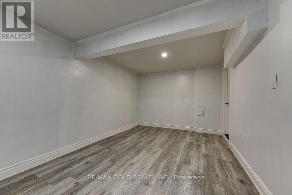 22 Kittiwake Avenue, Toronto, Ontario  M9V 4P6 - Photo 38 - W13661222