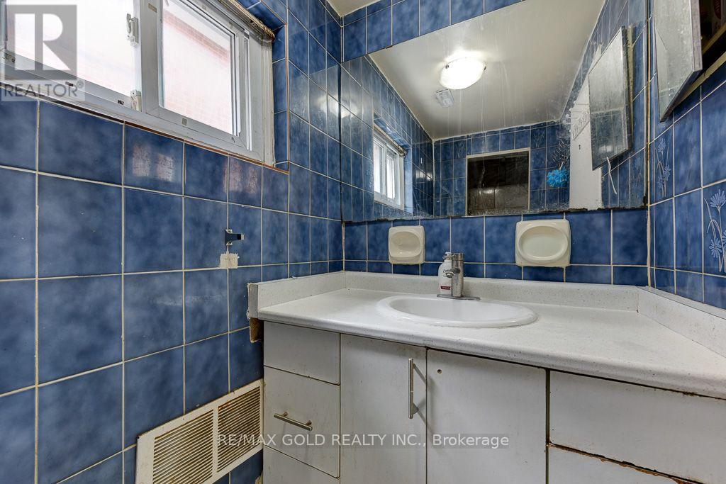 22 Kittiwake Avenue, Toronto, Ontario  M9V 4P6 - Photo 40 - W13661222