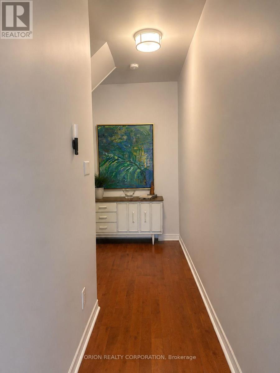 1 - 183 Essex Street, Toronto, Ontario  M6G 1T6 - Photo 3 - W13661320