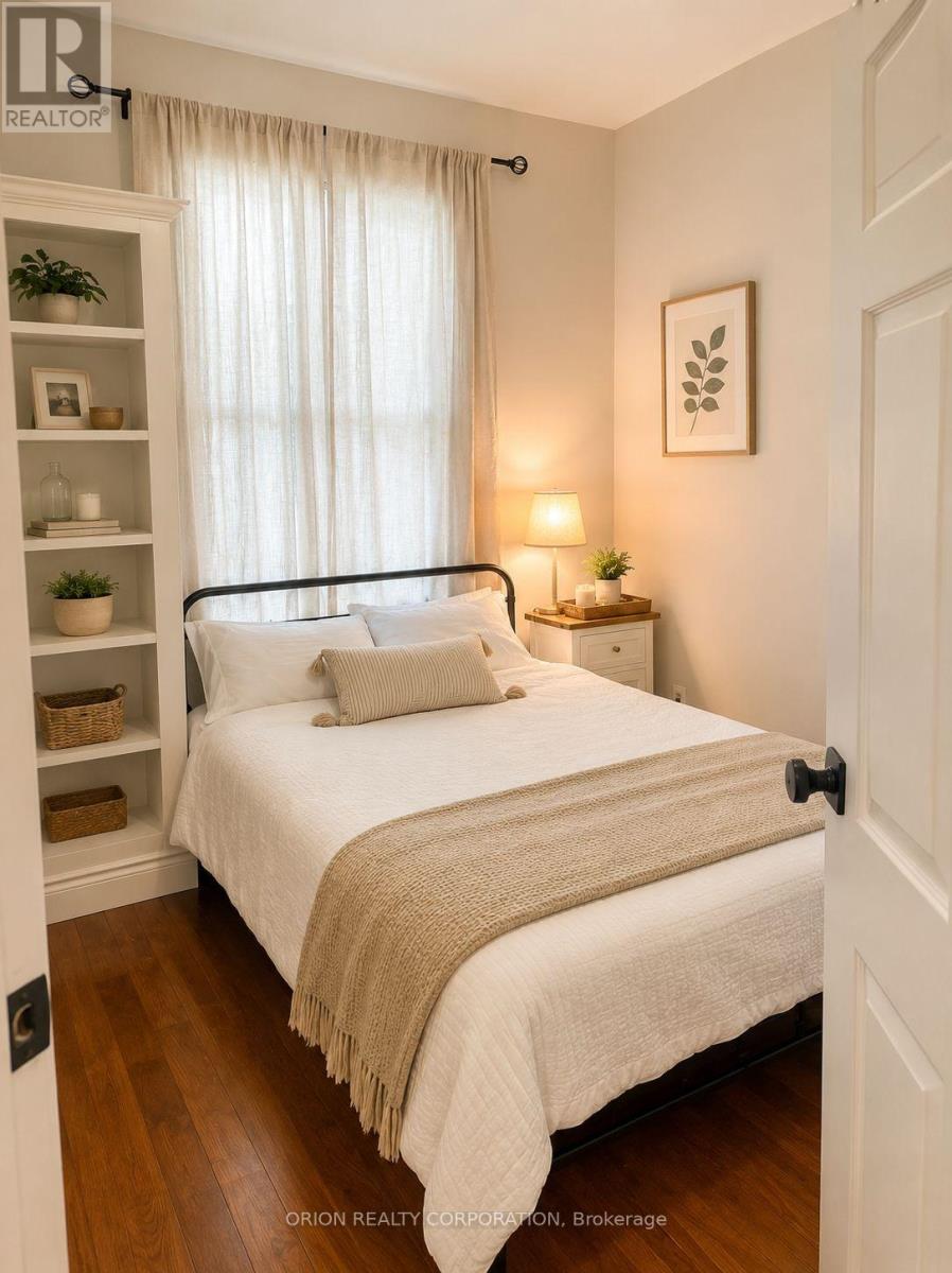 1 - 183 Essex Street, Toronto, Ontario  M6G 1T6 - Photo 4 - W13661320