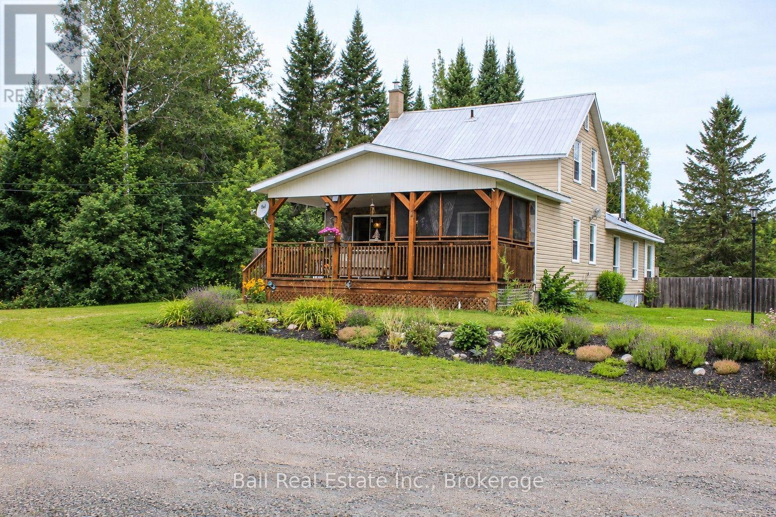 19573 HIGHWAY #118 HIGHWAY E, Highlands East, Ontario