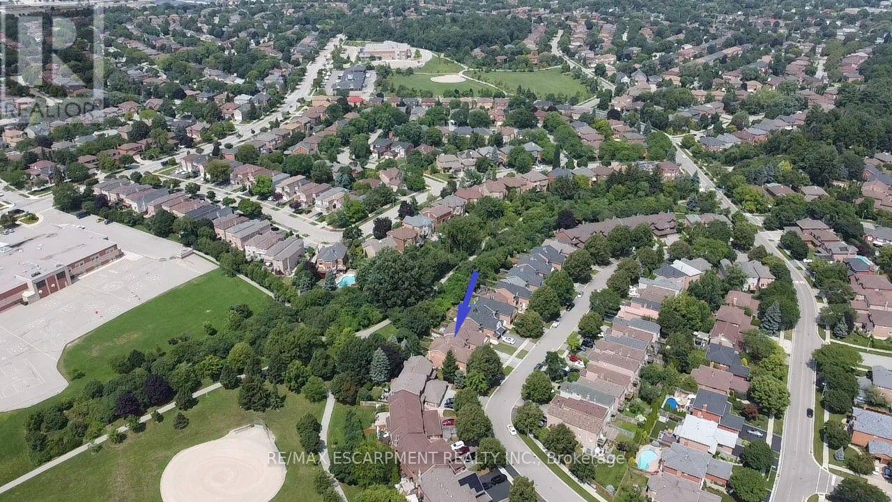 2549 Addingham Crescent, Oakville, Ontario  L6J 7K7 - Photo 32 - W13656014