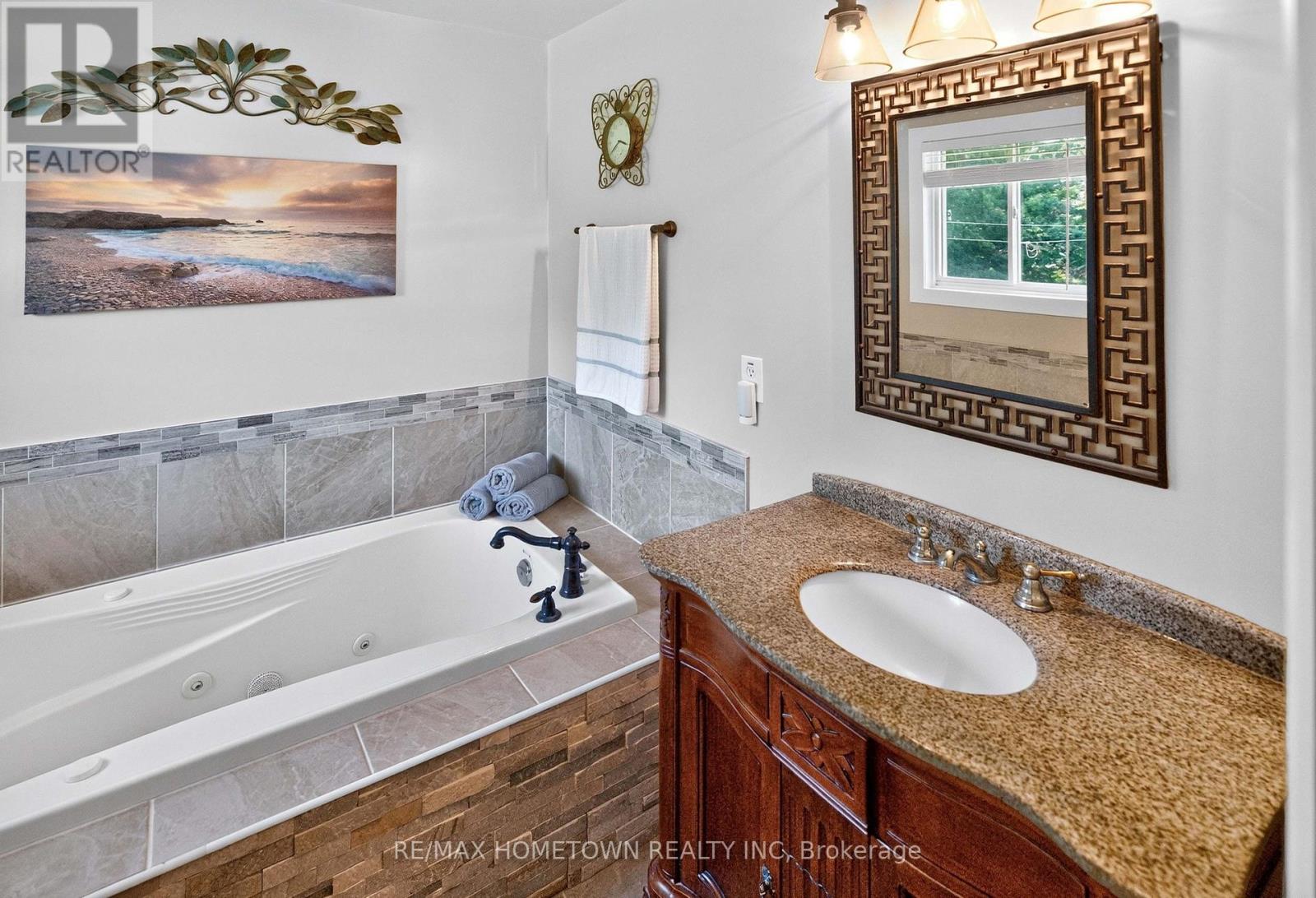 5 Layng Drive, Athens, Ontario  K0E 1B0 - Photo 25 - X13660988