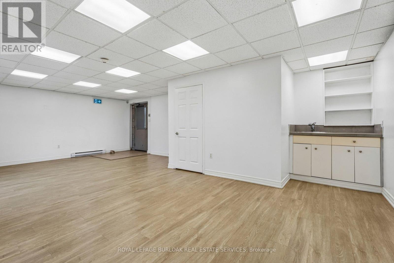 868 King Street W, Hamilton, Ontario L8S 1K3 - Photo 4 - X13622104