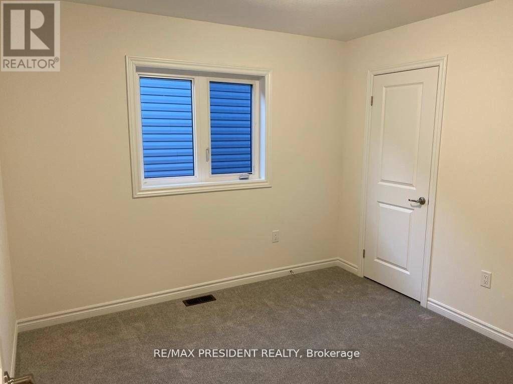 10 Poole Street, Brantford, Ontario  N3V 0B1 - Photo 2 - X13661146