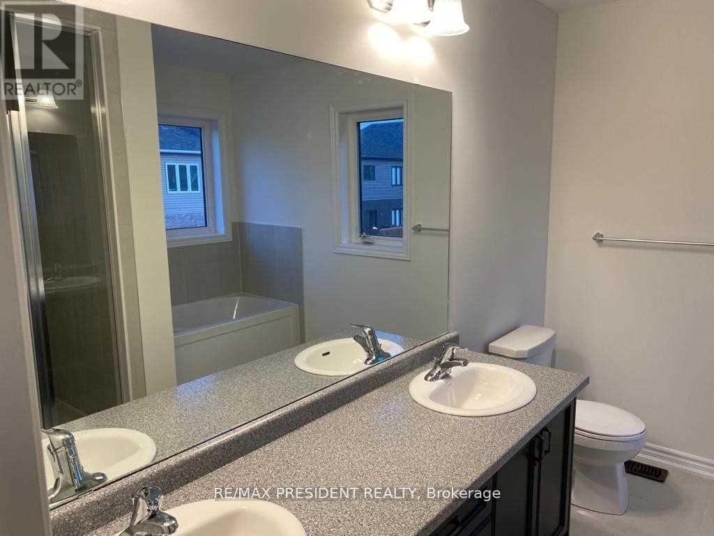 10 Poole Street, Brantford, Ontario  N3V 0B1 - Photo 3 - X13661146