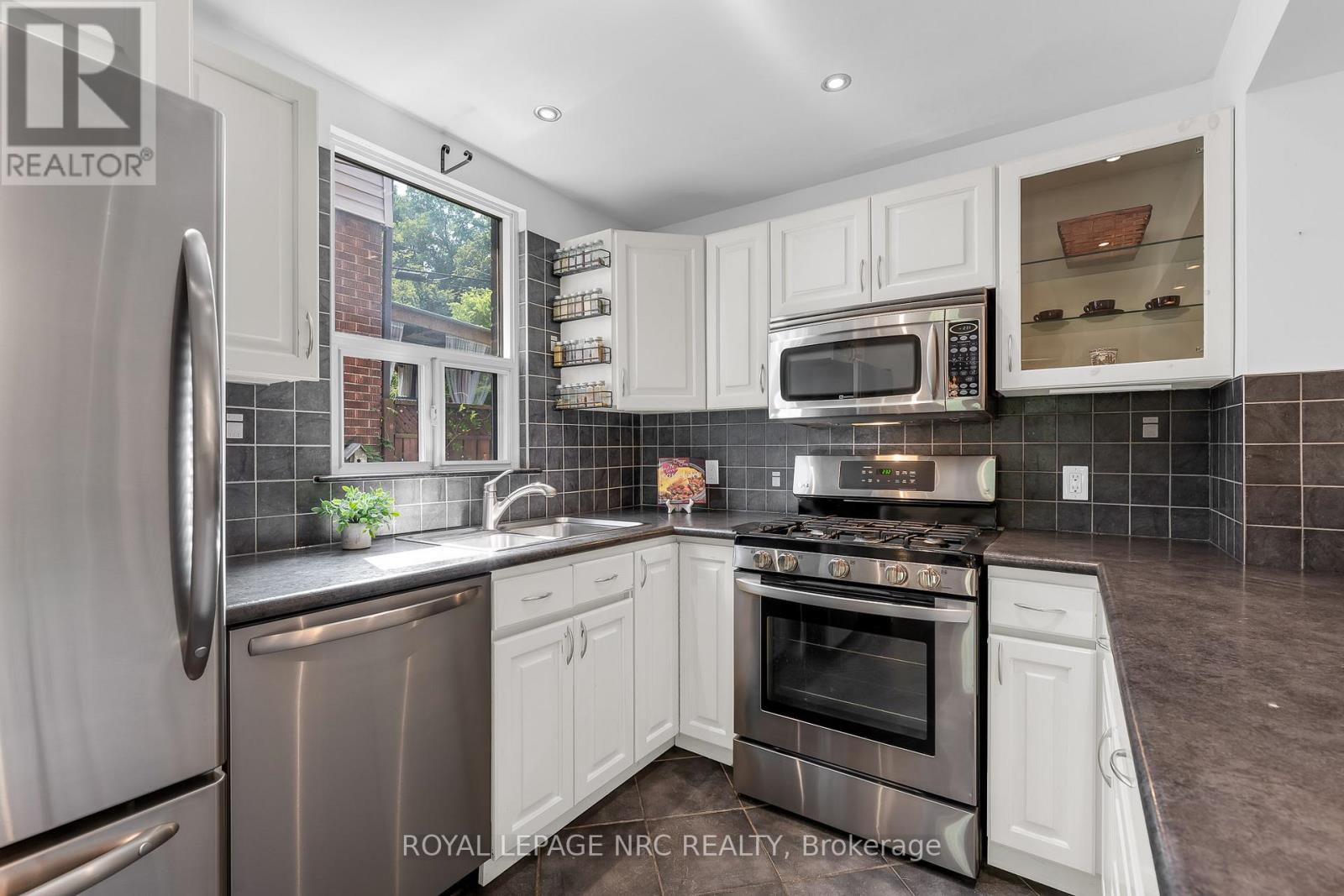 266 London Street S, Hamilton, Ontario  L8K 2H2 - Photo 14 - X13661256