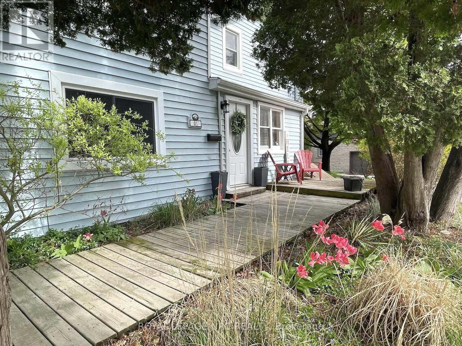 1 John Avenue, Brant, Ontario  N3L 2S8 - Photo 1 - X13661270