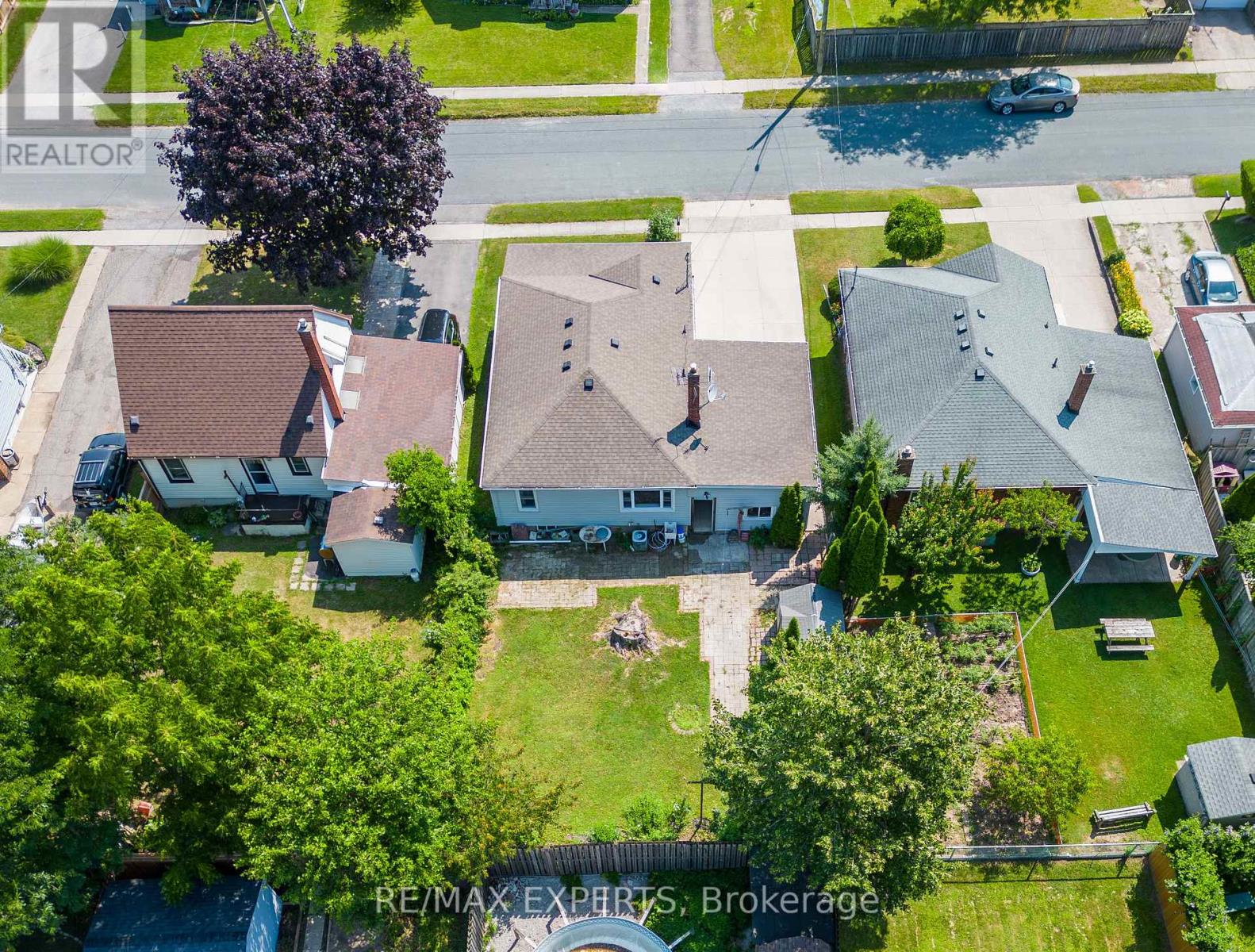 5583 Hillside Avenue, Niagara Falls, Ontario  L2G 4T8 - Photo 38 - X13661316
