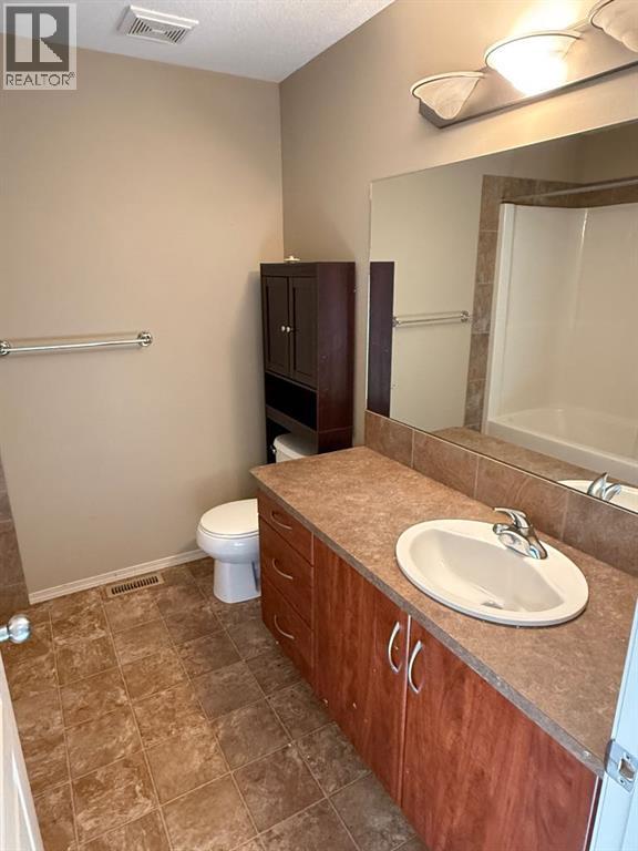74 Parkway Drive, Blackfalds, Alberta  T4M 0G4 - Photo 15 - A2334155