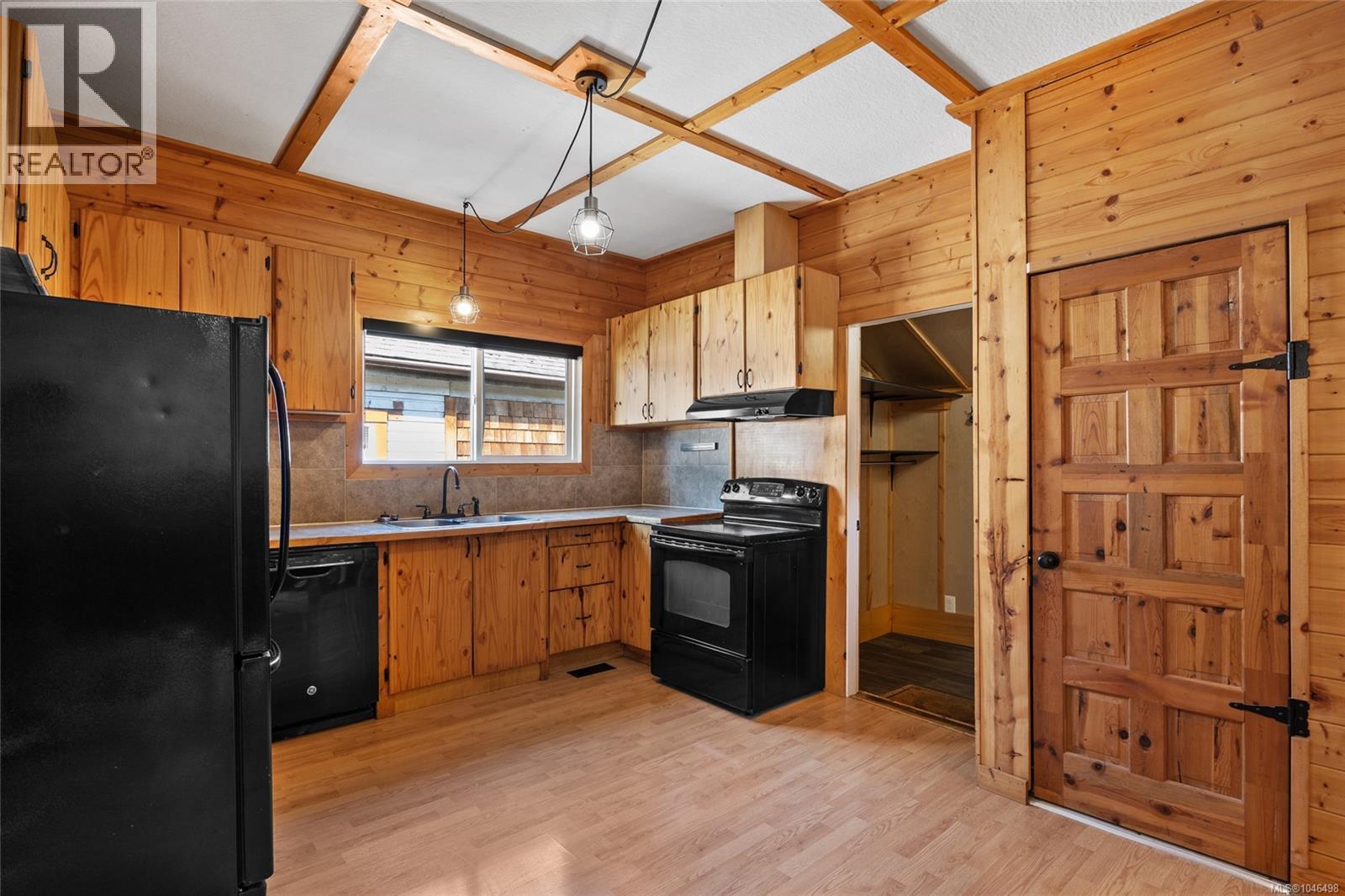 2724 Penrith Ave, Cumberland, British Columbia  V0R 1S0 - Photo 16 - 1046498