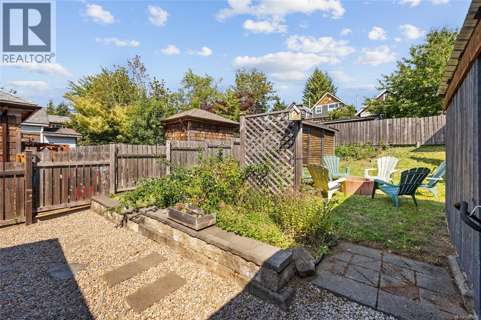 2724 Penrith Ave, Cumberland, British Columbia  V0R 1S0 - Photo 28 - 1046498