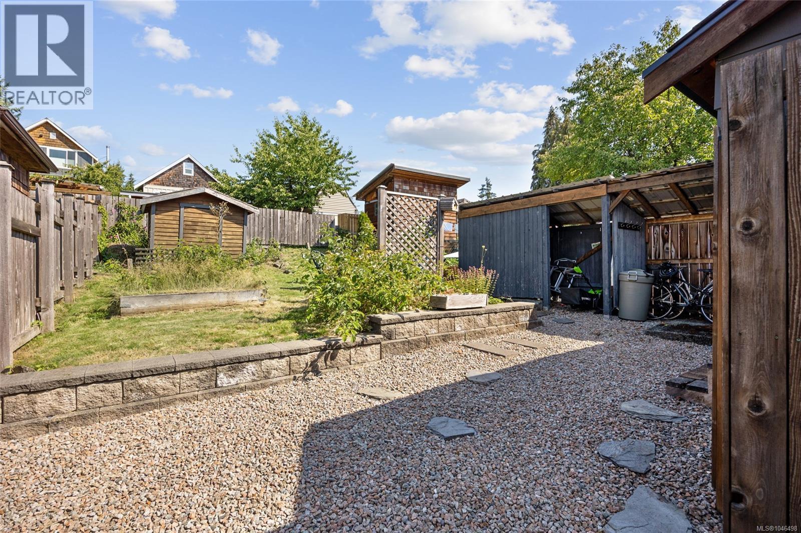 2724 Penrith Ave, Cumberland, British Columbia  V0R 1S0 - Photo 31 - 1046498