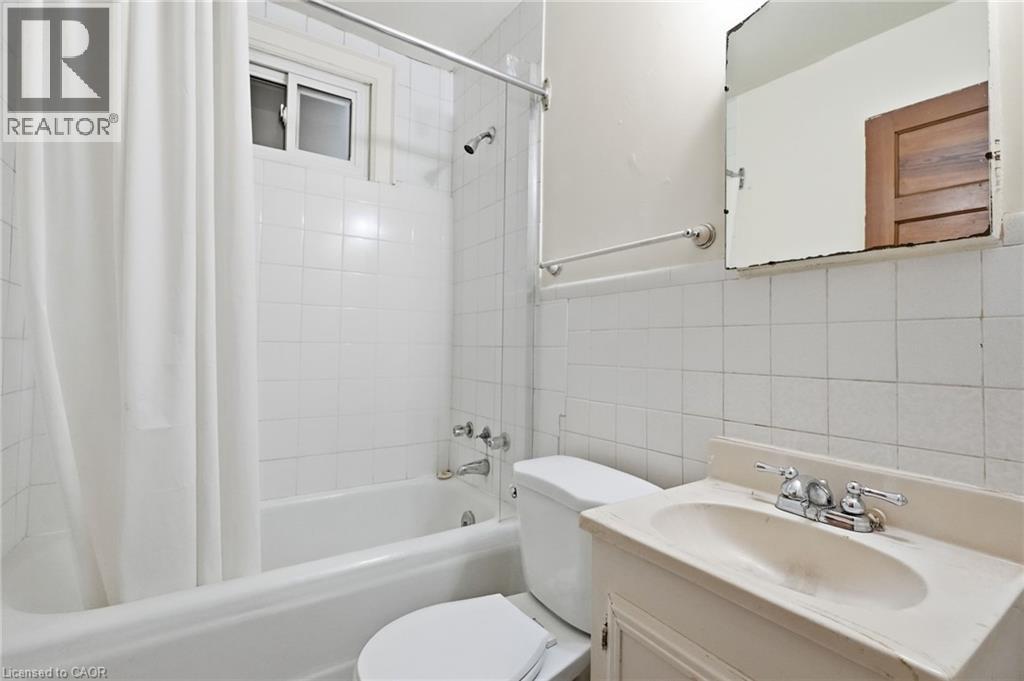 85 Sanford Avenue S Unit# 1, Hamilton, Ontario L8M 2G7 - Photo 28 - 40847713
