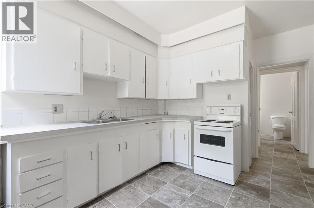 86 Sanford Avenue S Unit# 1, Hamilton, Ontario  L8M 2G8 - Photo 11 - 40847721