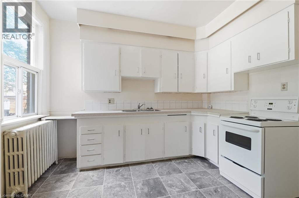 86 Sanford Avenue S Unit# 1, Hamilton, Ontario  L8M 2G8 - Photo 12 - 40847721